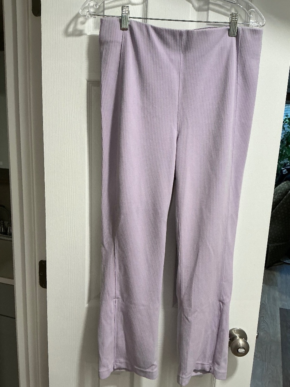 Lululemon light purple ribbed pants